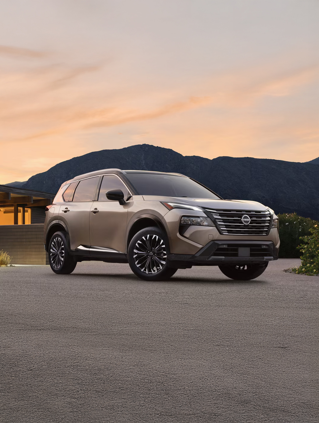 photo of a copper Nissan Rogue